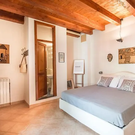 Apartment In Palazzo Vatticani