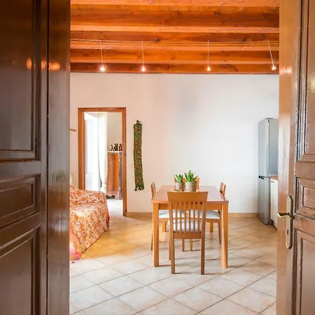 In Palazzo Vatticani Palermo