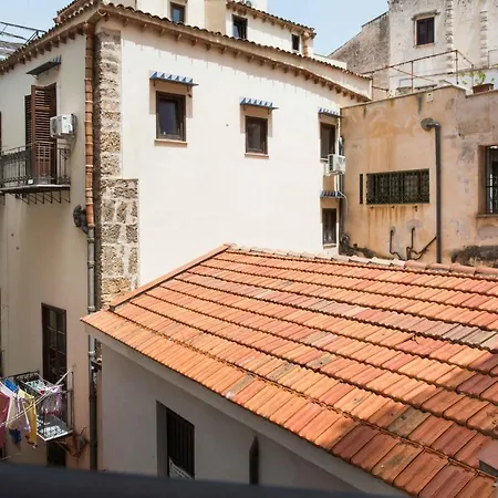 In Palazzo Vatticani *